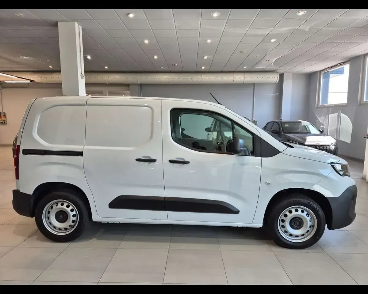 Nuova Peugeot Partner 102 CV (75 kW) 2026 Bianco Monovolume