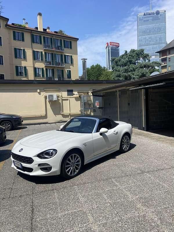 Usata Fiat 124 Spider Lusso 140 CV (102 kW) 2017 Cabrio