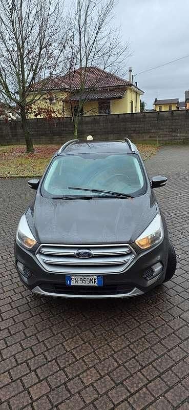 Usata Ford Kuga S 120 CV (88 kW) 2018 Nero SUV