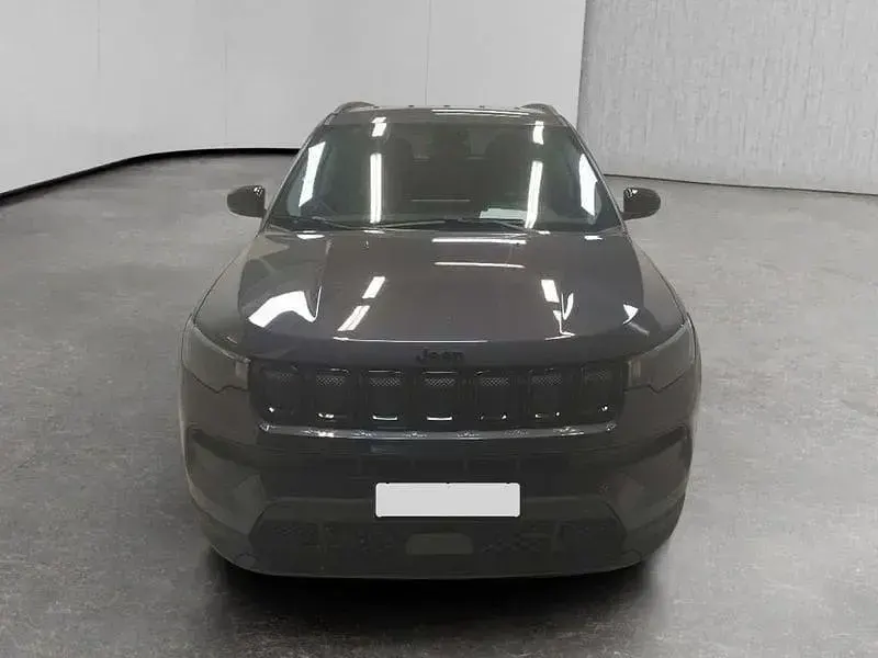 Usata Jeep Compass Night Eagle 131 CV (96 kW) 2022 Bianco SUV