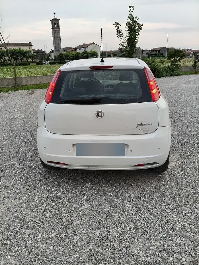 Usata Fiat Grande Punto 90 CV (66 kW) 2009 Bianco Utilitaria