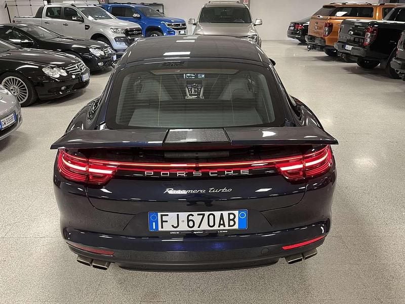 Blu/azzurro Usata 2017 Porsche Panamera Turbo Tre volumi | 76.900 € (Ottimo prezzo) - Immagine 1/4