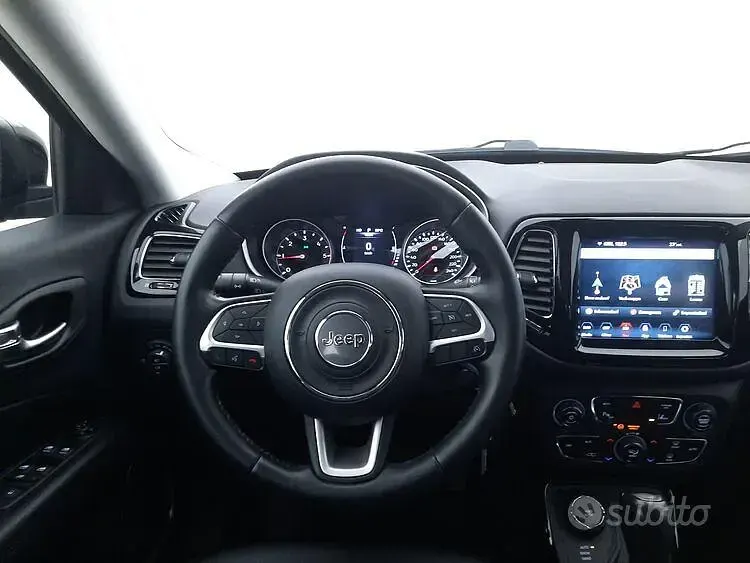 Usata Jeep Compass Night Eagle 140 CV (102 kW) 2019 Nero SUV