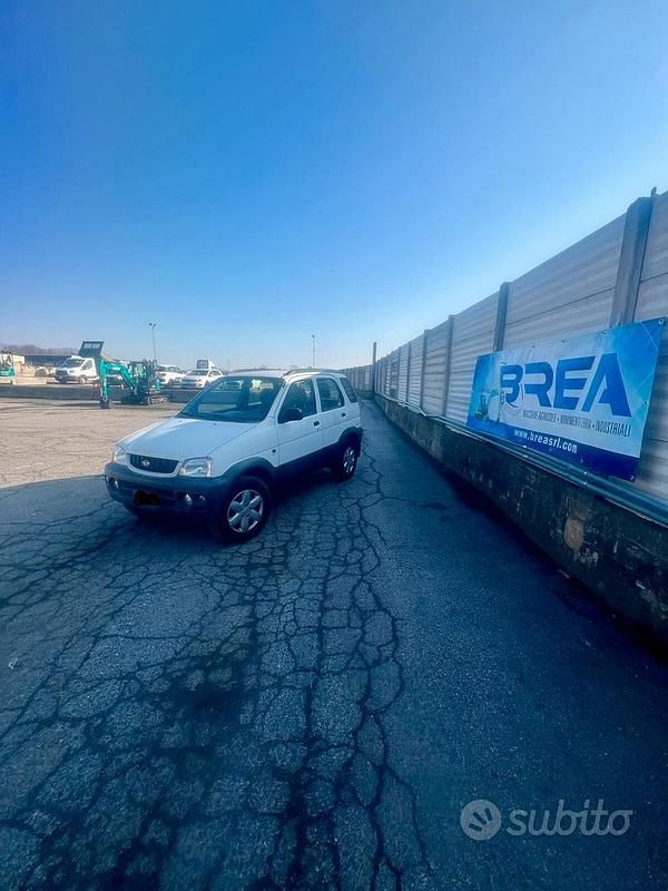 Usata Daihatsu Terios 86 CV (63 kW) 2003 Bianco SUV