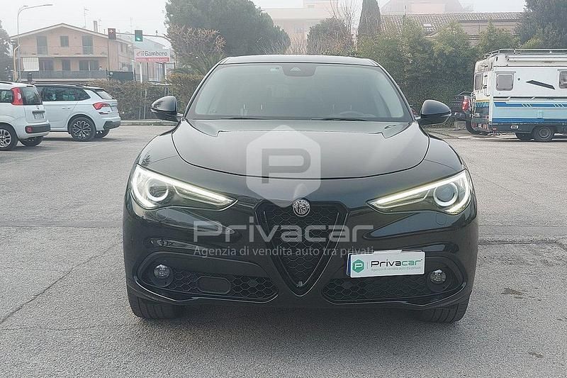 Usata Alfa Romeo Stelvio Executive 190 CV (139 kW) 2019 Nero SUV