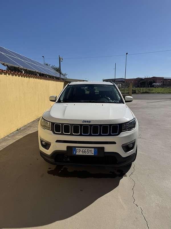 Bianco Usata 2018 Jeep Compass Longitude SUV | 16.300 € (Molto cara) - Immagine 1/4