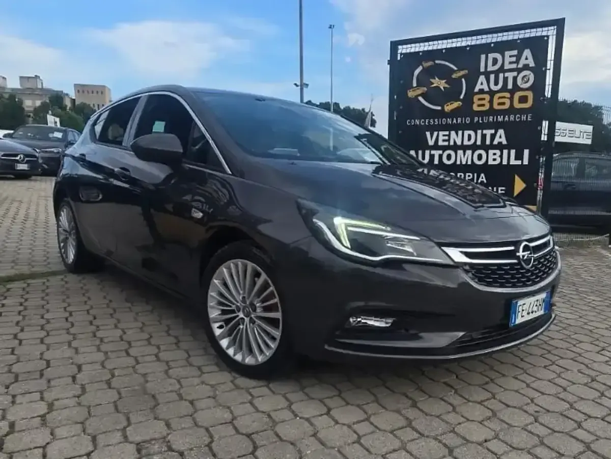 Usata Opel Astra Business 136 CV (100 kW) 2016 Berlina