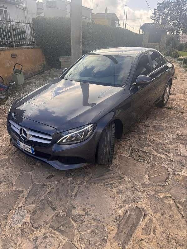 Usata Mercedes C220 170 CV (125 kW) 2016 Berlina