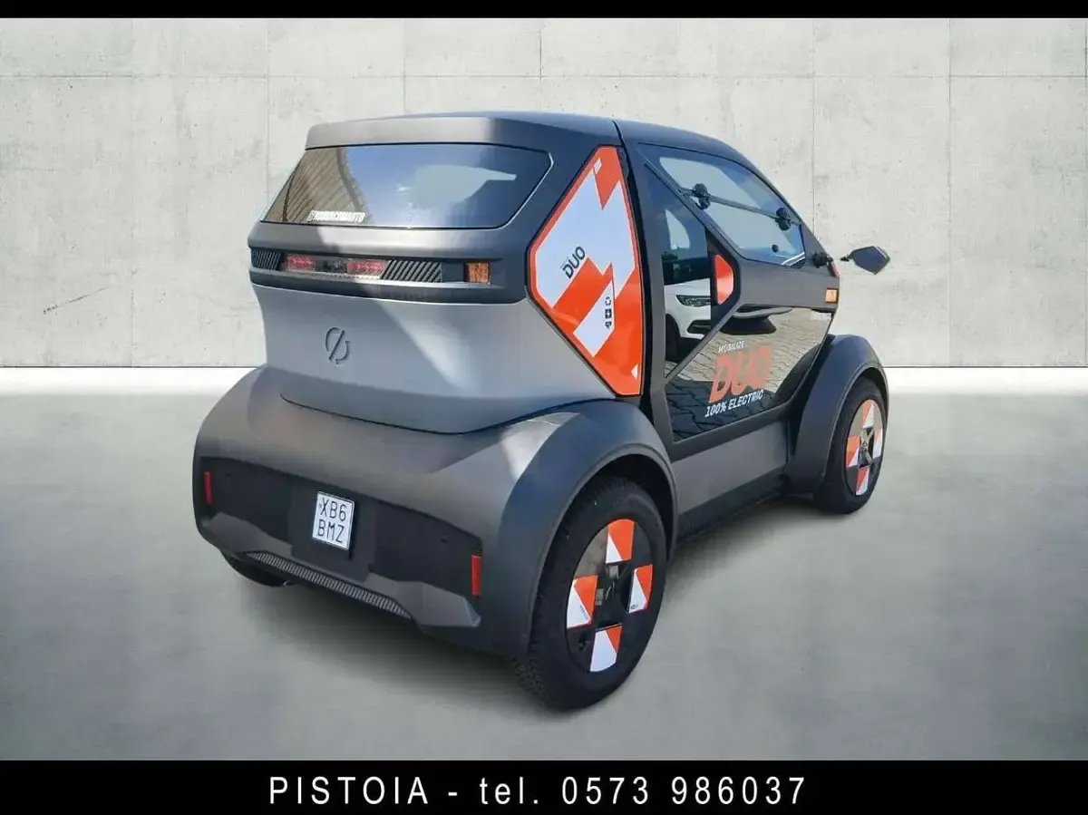 Nuova Mobilize Duo 2025 Nero Utilitaria