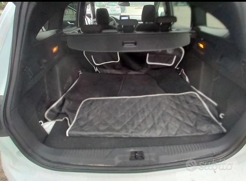 Usata Ford Focus 125 CV (91 kW) 2019 Bianco Station wagon