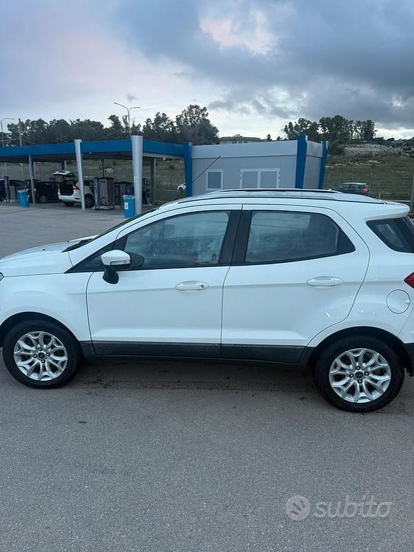 Usata Ford Ecosport 95 CV (69 kW) 2016 Bianco SUV