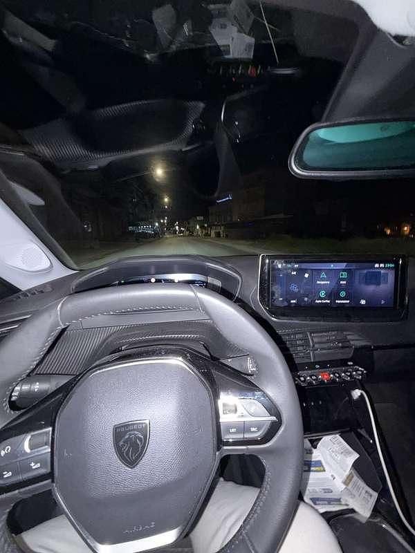 Usata Peugeot 208 Allure 101 CV (74 kW) 2023 Utilitaria