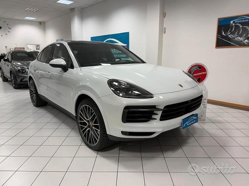 Bianco Usata 2019 Porsche Cayenne SUV | 59.500 € (Molto cara) - Immagine 1/4