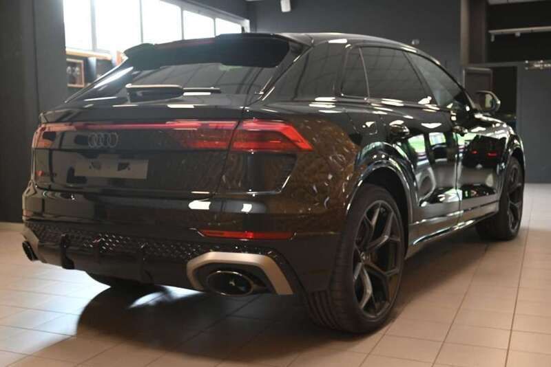 Nuova Audi RS Q8 Performance 640 CV (470 kW) 2025 Nero mythos met./rs nido d'ape SUV