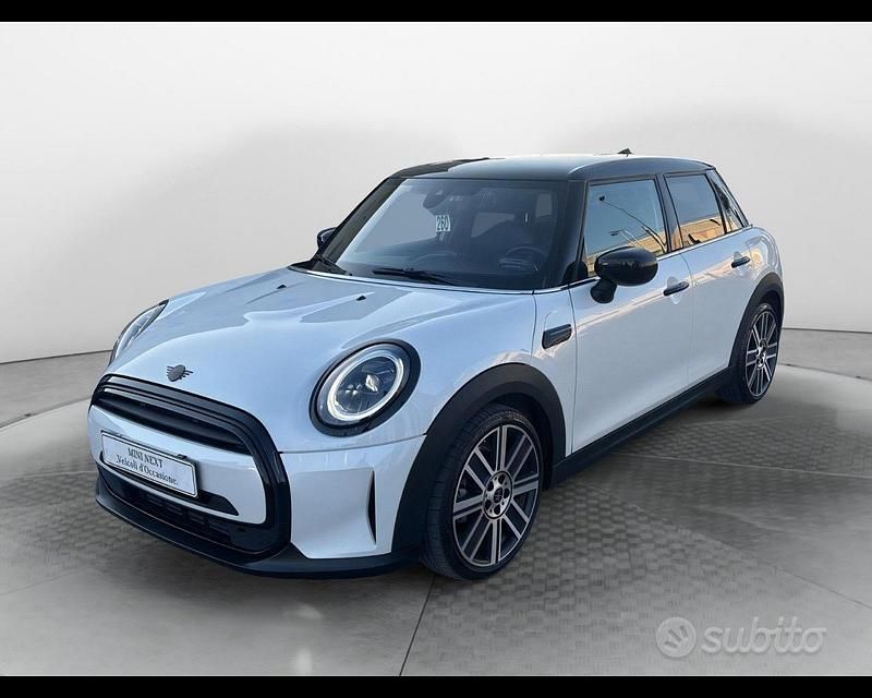 Usata Mini Cooper Business 136 CV (100 kW) 2023 Nanuq white Utilitaria