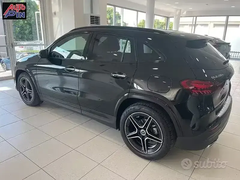Usata Mercedes GLA200 AMG Line Premium 2025 Nero SUV