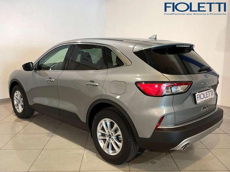 Usata Ford Kuga Titanium 120 CV (88 kW) 2020 Argento SUV