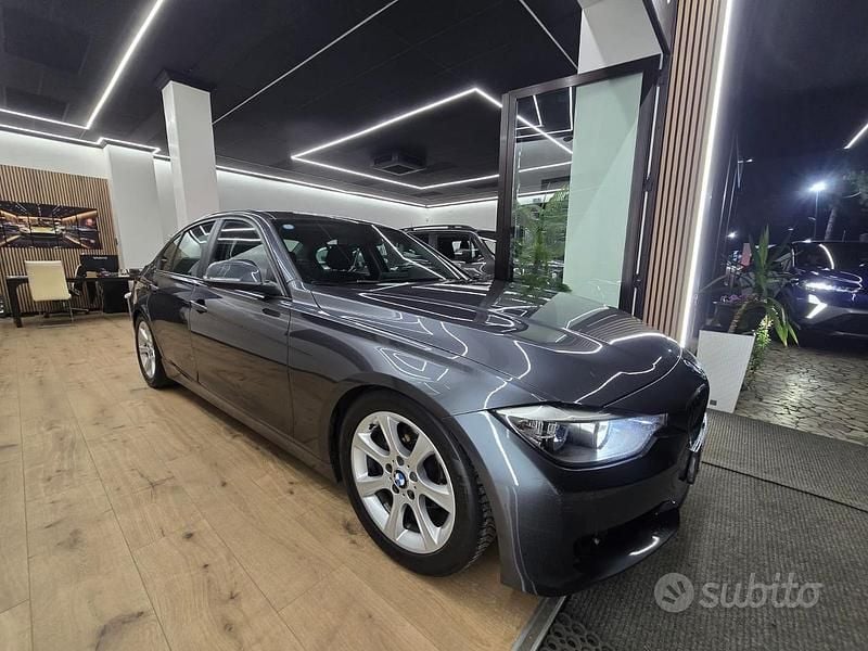 Usata BMW 316 115 CV (84 kW) 2012 Grigio Berlina
