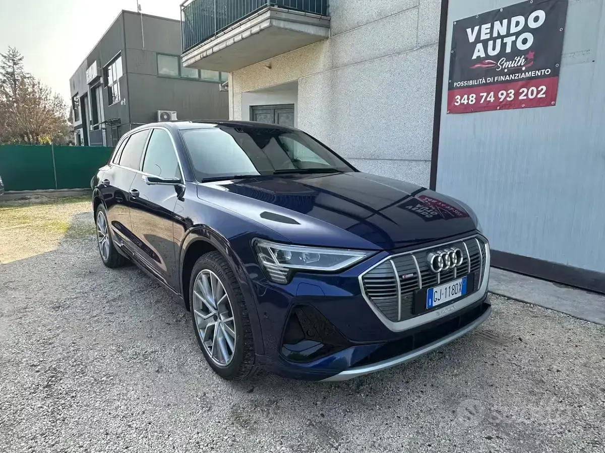 Usata Audi Q8 e-tron S-Line 300 kW (408 CV) 2022 Blu SUV