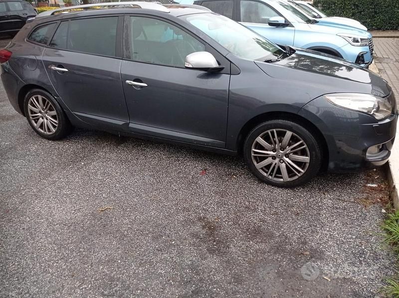 Usata Renault Mégane GT Line GT-Line 110 CV (80 kW) 2011 Grigio Station wagon