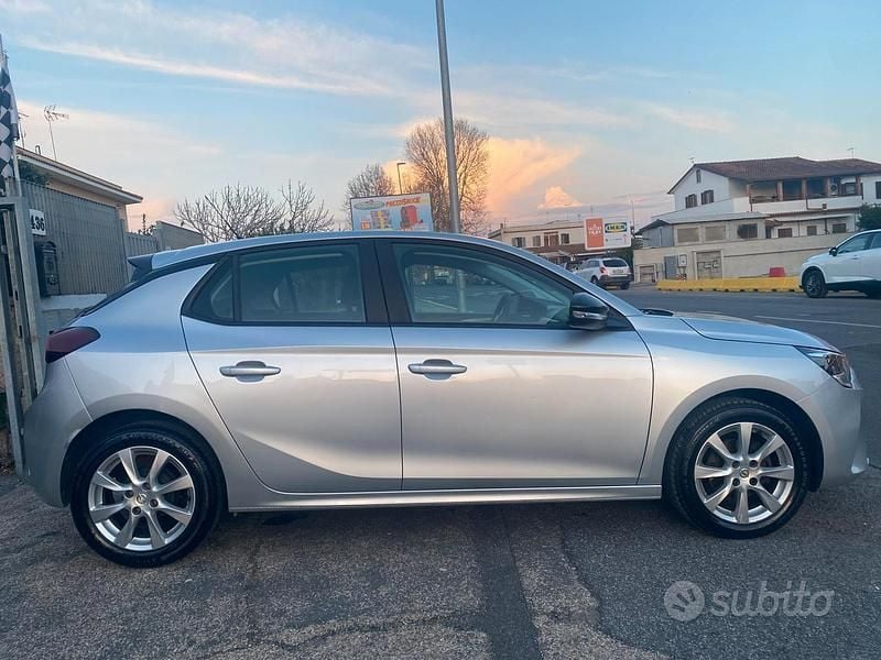 Usata Opel Corsa Elegance 75 CV (55 kW) 2022 Grigio Utilitaria