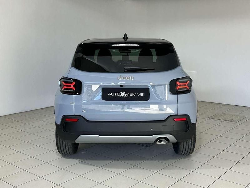 Nuova Jeep Avenger Summit 110 CV (80 kW) 2025 Grigio con tetto nero SUV