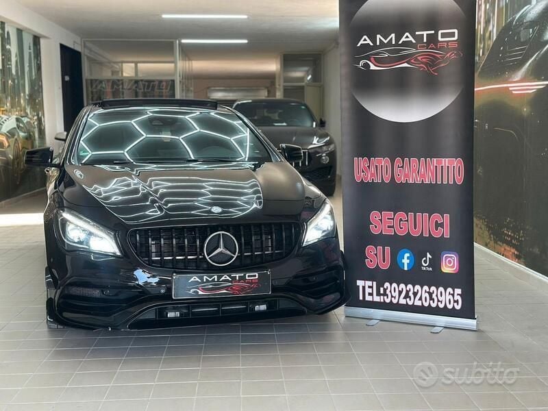 Nero Usata 2017 Mercedes CLA45 AMG AMG Tre volumi | 29.450 € (Buon prezzo) - Immagine 1/4