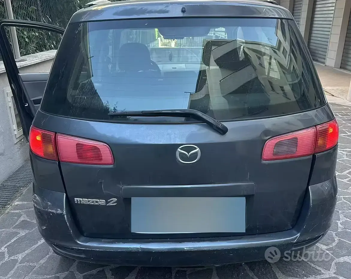Usata Mazda 2 68 CV (50 kW) 2004 Utilitaria