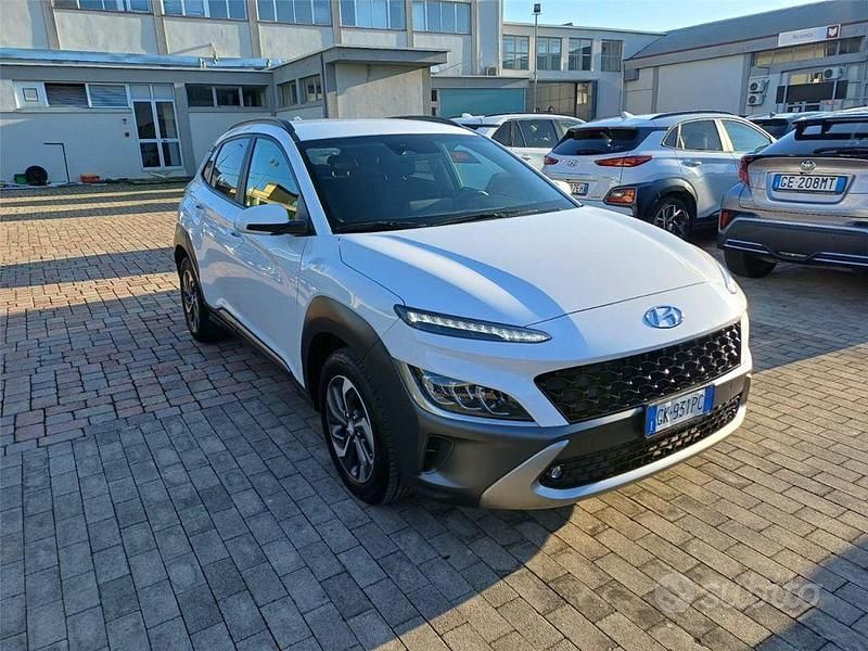 Bianco Usata 2022 Hyundai Kona SUV | 15.600 € (Ottimo prezzo) - Immagine 1/4