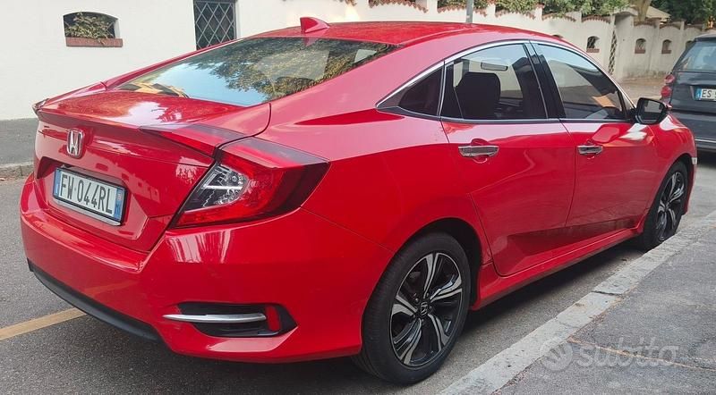 Usata Honda Civic 2019 Rosso Berlina