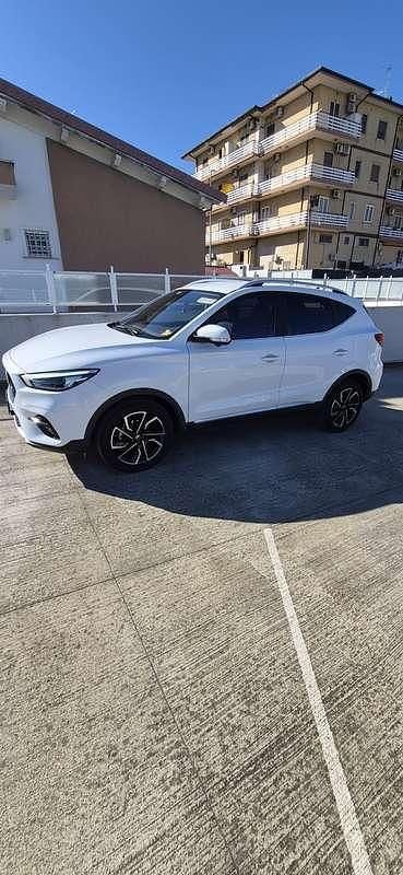 Usata MG ZS Luxury 106 CV (77 kW) 2022 Bianco SUV