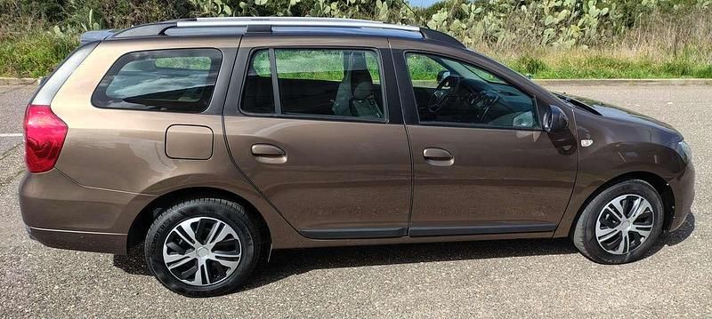 Usata Dacia Logan Comfort 95 CV (69 kW) 2020 Bronzo Station wagon