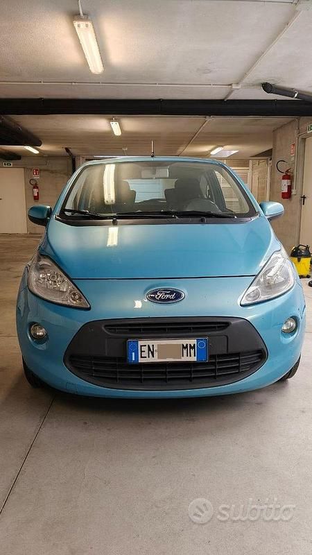 Usata Ford Ka 69 CV (50 kW) 2012 Blu Utilitaria