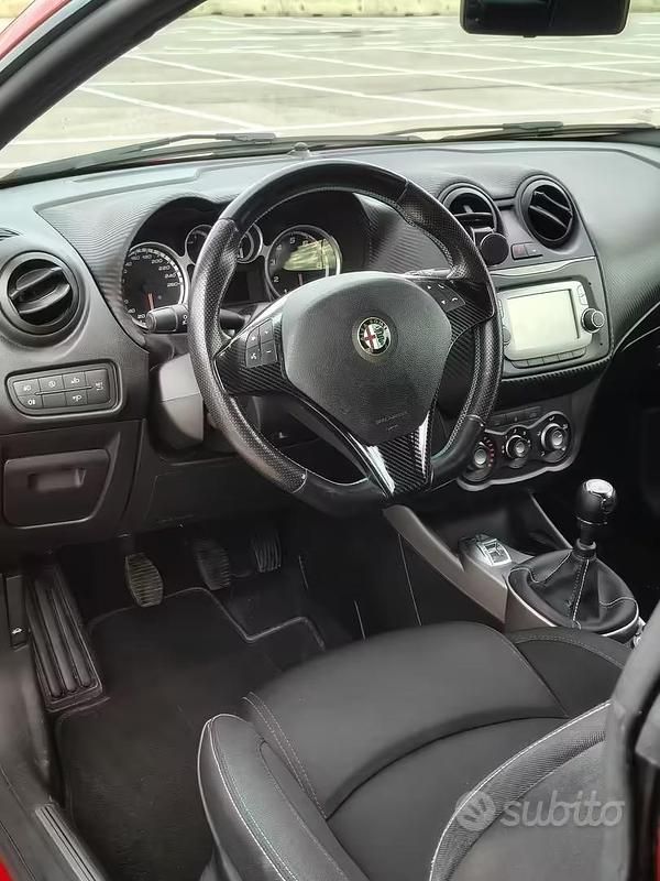 Usata Alfa Romeo MiTo Quadrifoglio Verde 170 CV (125 kW) 2013 Rosso Utilitaria