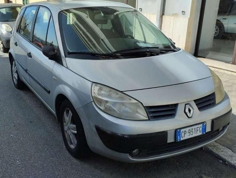 Usata Renault Scénic Dynamique 102 CV (75 kW) 2002 Monovolume