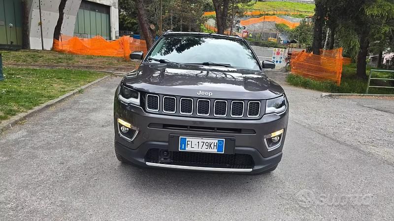 Usata Jeep Compass Opening Edition 140 CV (102 kW) 2017 Grigio SUV