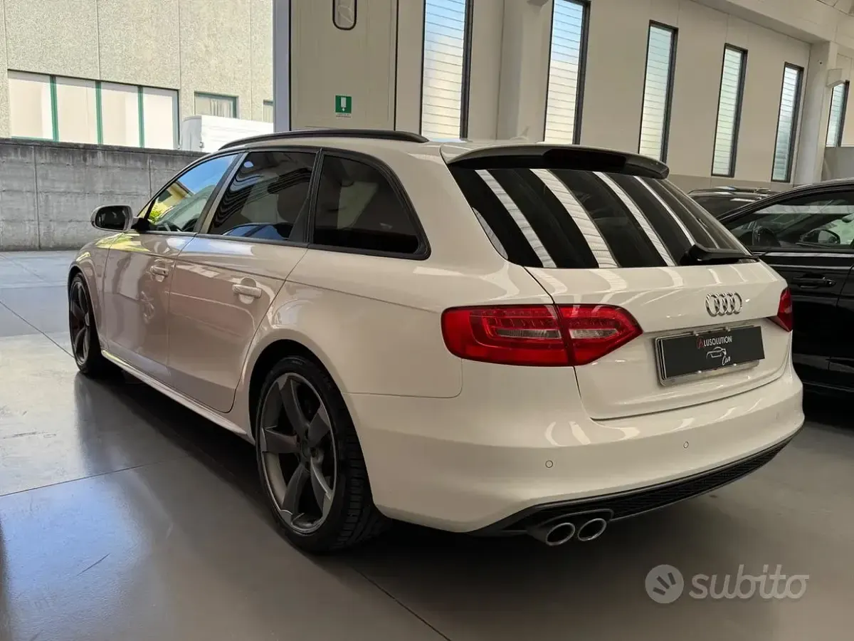 Usata Audi A4 S-Line 150 CV (110 kW) 2015 Bianco Station wagon