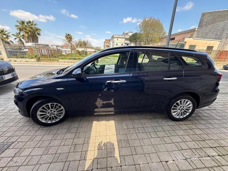 Usata Fiat Tipo Sport 130 CV (95 kW) 2021 Blu Station wagon