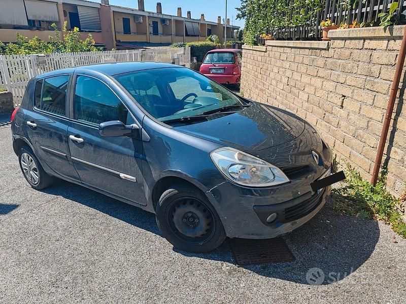Usata Renault Clio II Rip Curl 2008 Grigio Utilitaria