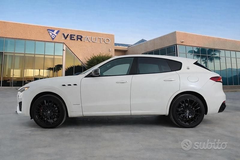 Usata Maserati Levante 430 CV (316 kW) 2021 Bianco SUV