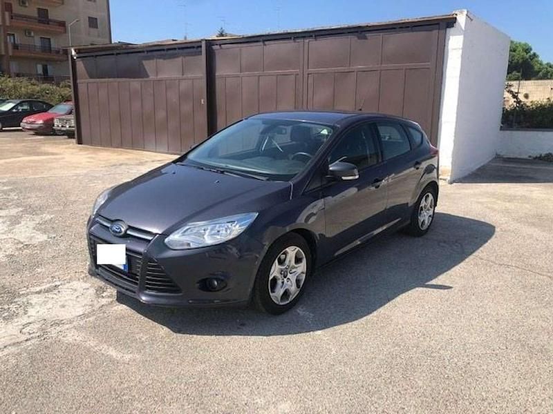 Usata Ford Focus S 125 CV (91 kW) 2013 Blu/azzurro Berlina