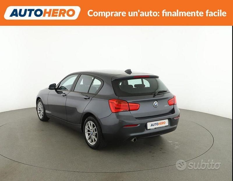 Usata BMW 118 Advantage 150 CV (110 kW) 2019 Grigio Utilitaria