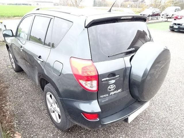 Usata Toyota RAV4 Luxury 178 CV (130 kW) 2006 Gray SUV
