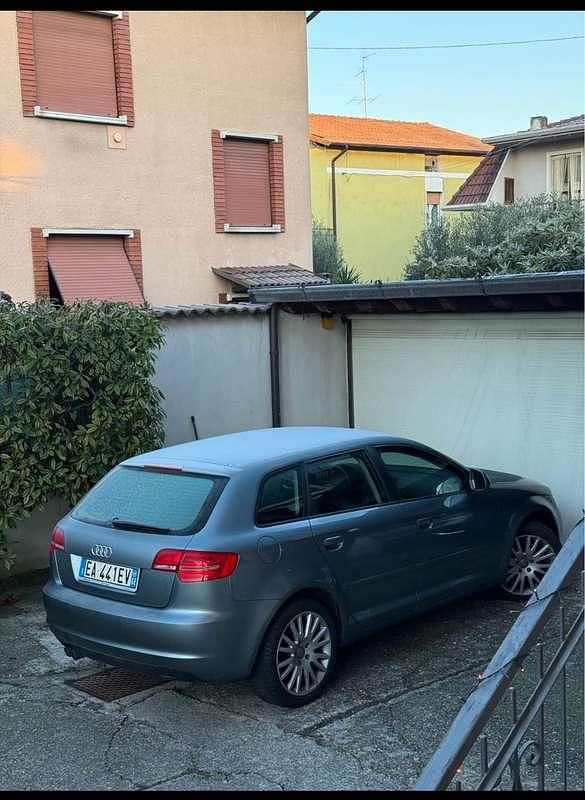 Usata Audi A3 Ambition 105 CV (77 kW) 2010 Utilitaria