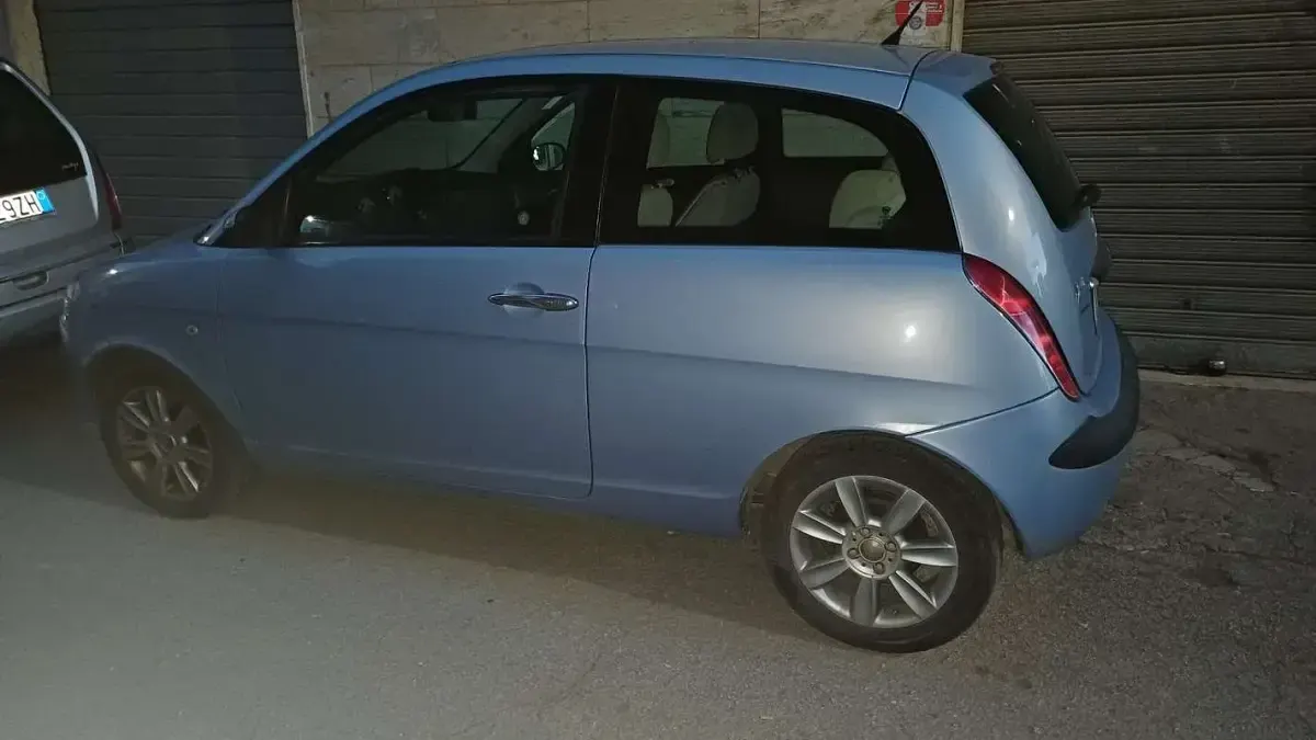 Usata Lancia Ypsilon 69 CV (50 kW) 2006 Utilitaria
