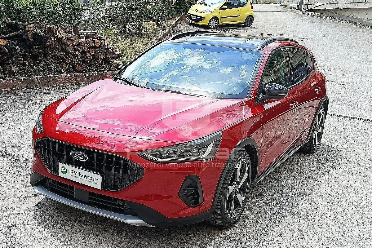 Usata Ford Focus Active X 115 CV (84 kW) 2023 Rosso Utilitaria