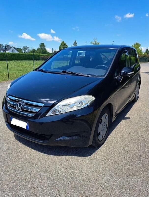 Nero Usata 2006 Honda FR-V Comfort Plus Monovolume | 2900 € (Buon prezzo) - Immagine 1/4