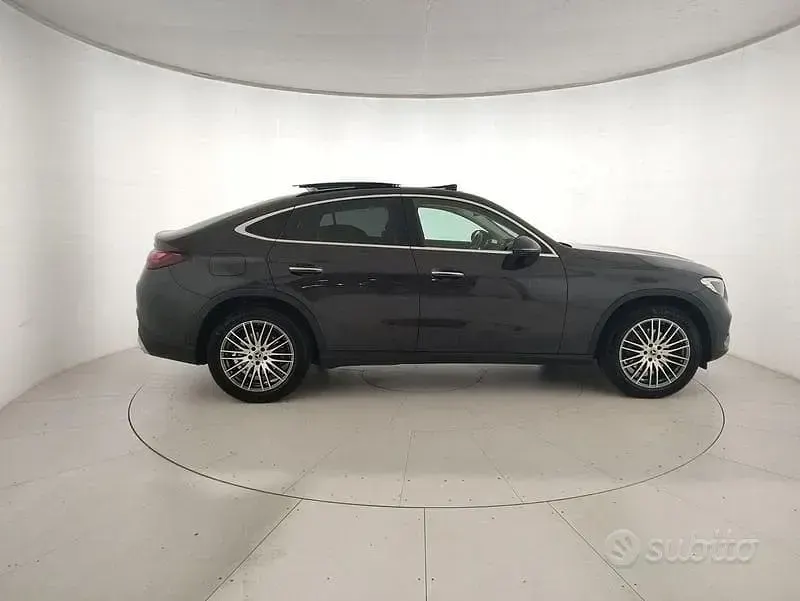 Gebraucht Mercedes GLC220 Advanced Plus 197 PS (144 kW) 2024 Grau Coupé