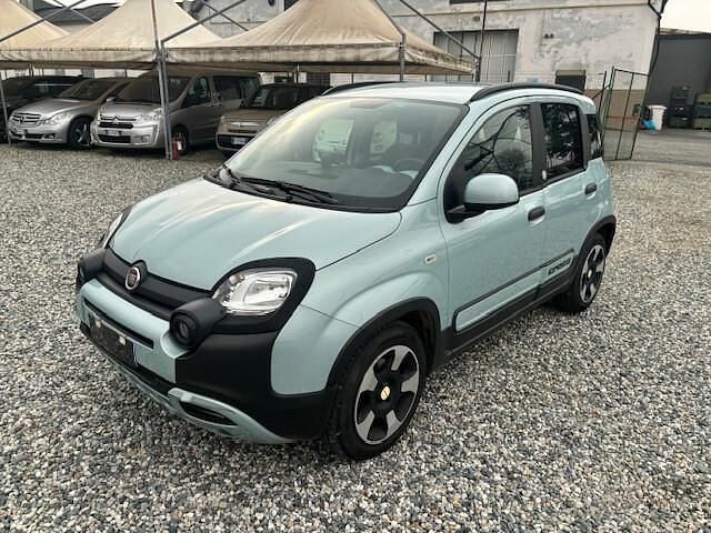 Usata Fiat Panda Cross Cross 69 CV (50 kW) 2020 Blu/azzurro Utilitaria