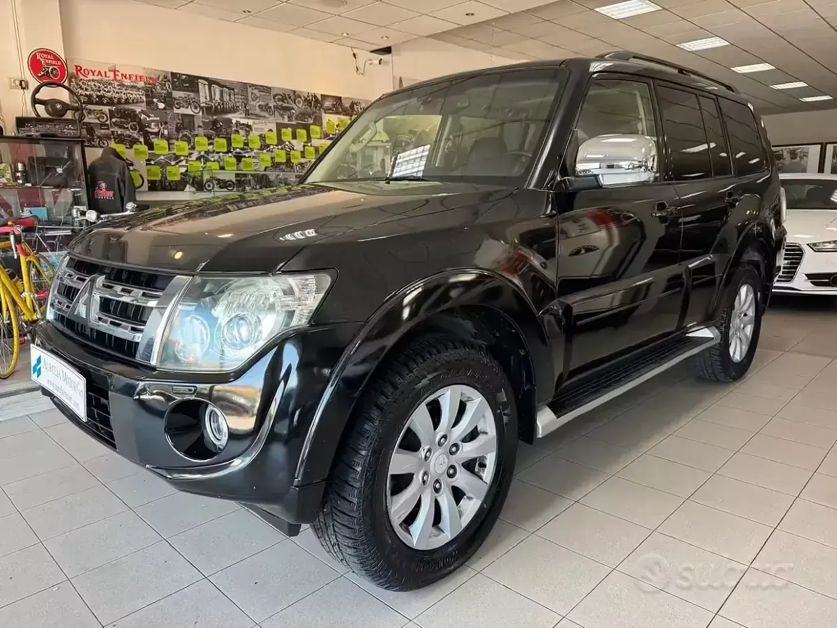 Usata Mitsubishi Pajero Intense 200 CV (147 kW) 2014 SUV